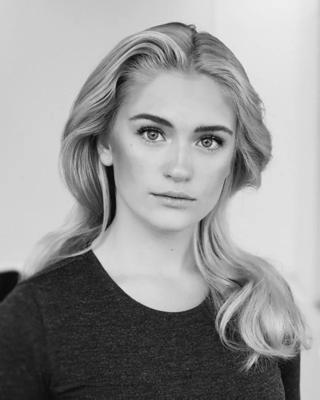 Portrait of Alicia Agneson