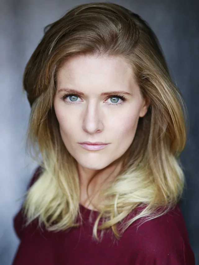 Portrait of Amy De Bhrún