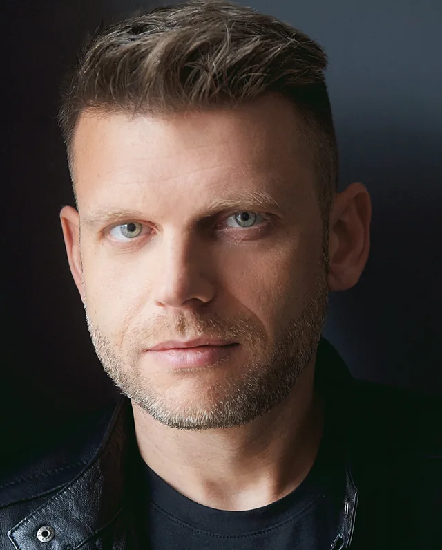 Portrait of Markjan Winnick