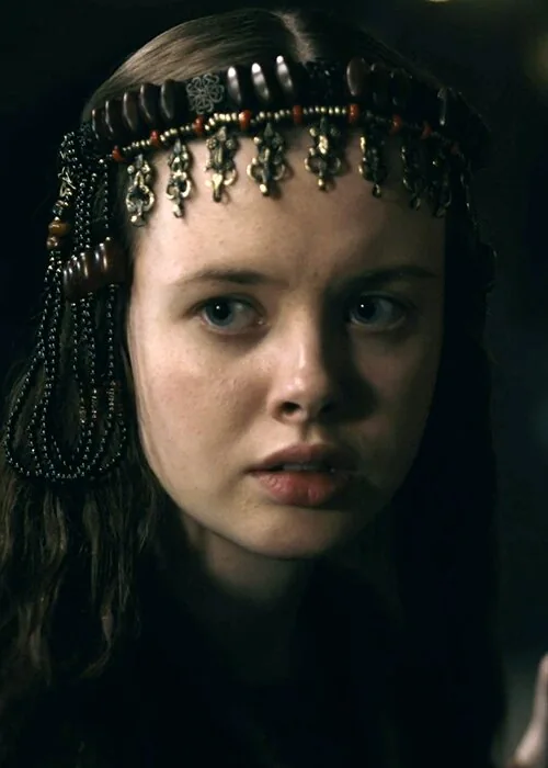 Serena Kennedy as Anna in Vikings