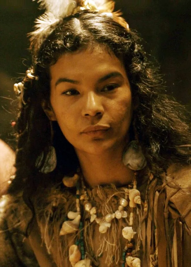 Ellyn Jade as Nikani in Vikings